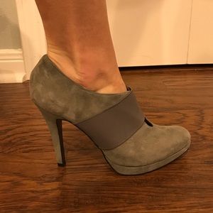 Jessica Simpson Grey Heels